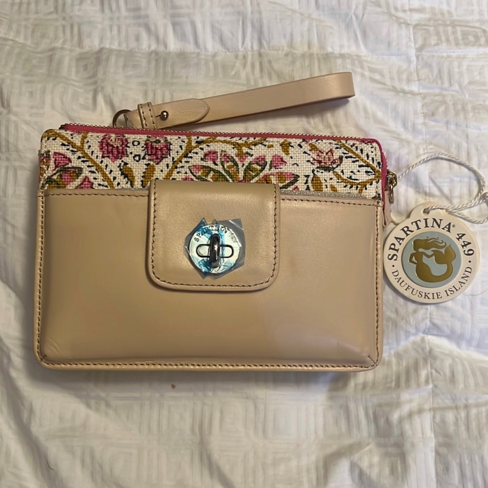 Spartina Lela Wristlet Pepper Hall